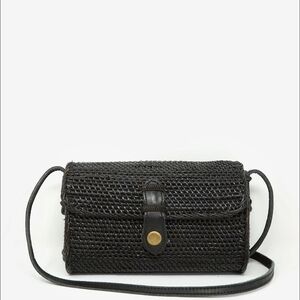 STREET LEVEL BALI RATTAN ENVELOPE BAG